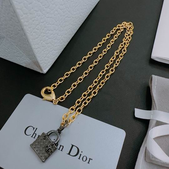 Dior Necklace 11lyh387